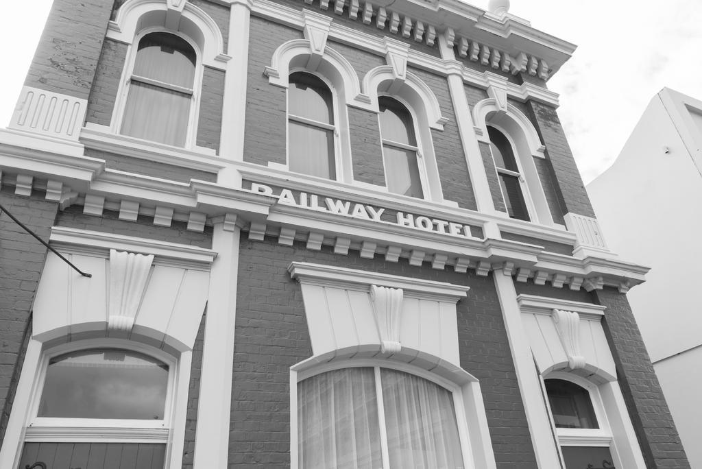 Victoria Railway Hotel Invercargill Exterior foto